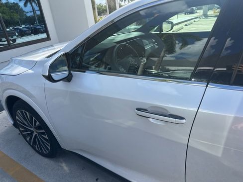 Used 2024 Lexus RX 350 Premium Plus w/ Convenience Package image 5