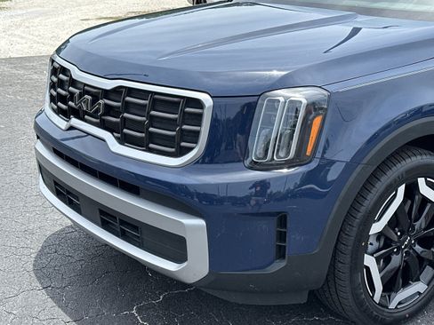 Used 2023 Kia Telluride S AWD/4WD image 10