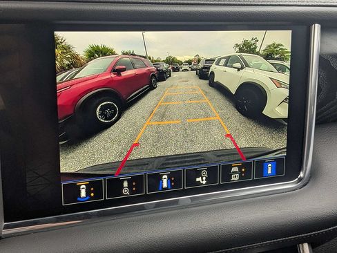 Used 2024 GMC Yukon Denali AWD/4WD image 23