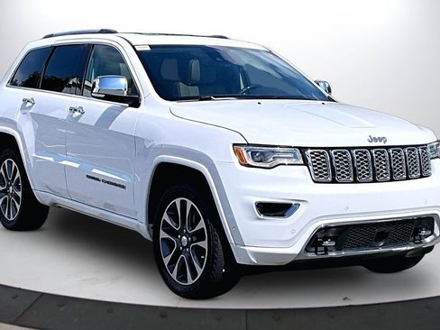Used 2018 Jeep Grand Cherokee Overland AWD/4WD image 2