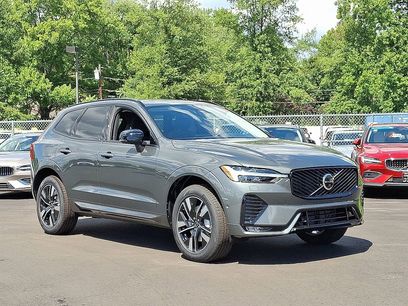 New 2026 Volvo XC60 B5 Plus w/ Protection Package Premier
