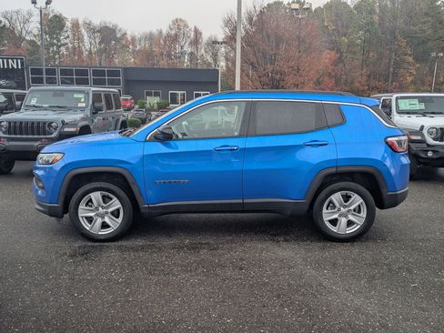 Used 2022 Jeep Compass Latitude image 8