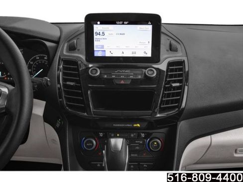 Used 2022 Ford Transit Connect Titanium FWD image 11