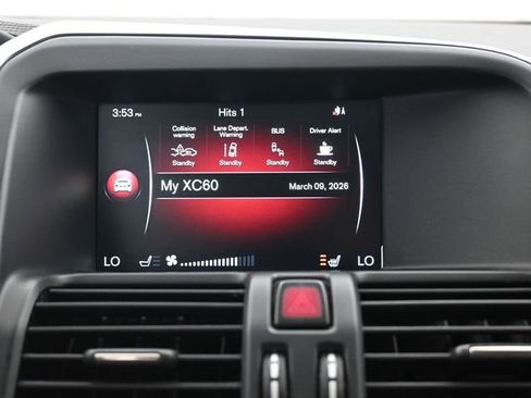 Used 2015 Volvo XC60 T5 w/ Proximity Package image 14