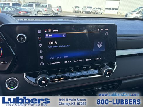 Used 2024 Chevrolet Colorado Z71 w/ Z71 Convenience Package 2 image 16