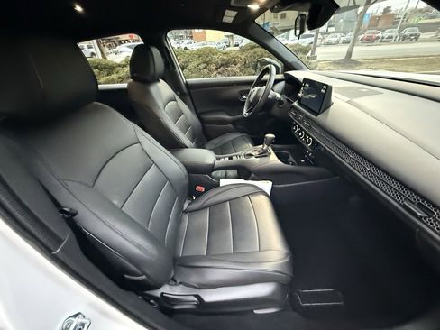 Used 2026 Honda HR-V Sport image 38