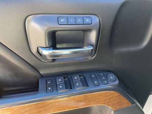 Used 2018 Chevrolet Silverado 1500 LTZ w/ Sport Package image 10