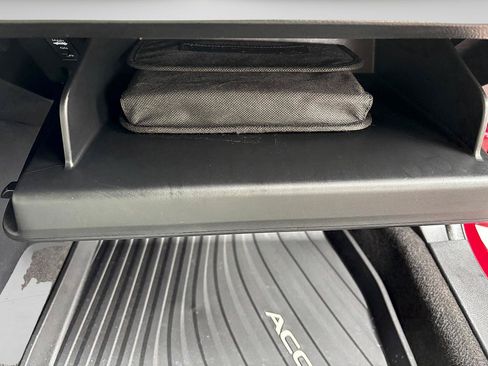 Certified 2024 Honda Accord EX image 37