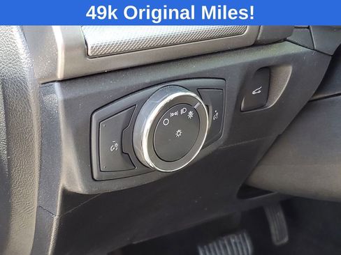 Used 2020 Ford Fusion SE FWD image 13