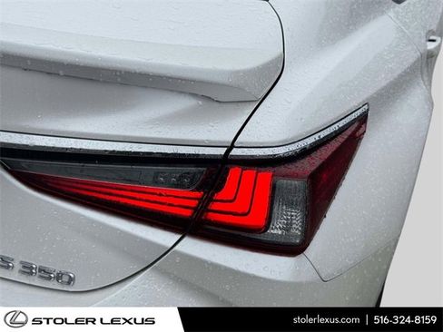 Certified 2023 Lexus ES 350 w/ Premium Package image 12