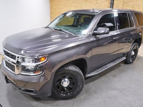 Used 2015 Chevrolet Tahoe 4WD image 2