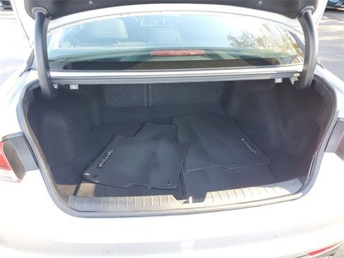 Used 2018 Kia Optima LX w/ 17" Alloy Wheels Package image 8