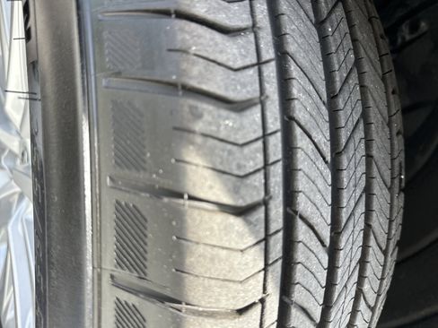 Used 2026 Toyota Grand Highlander XLE image 7