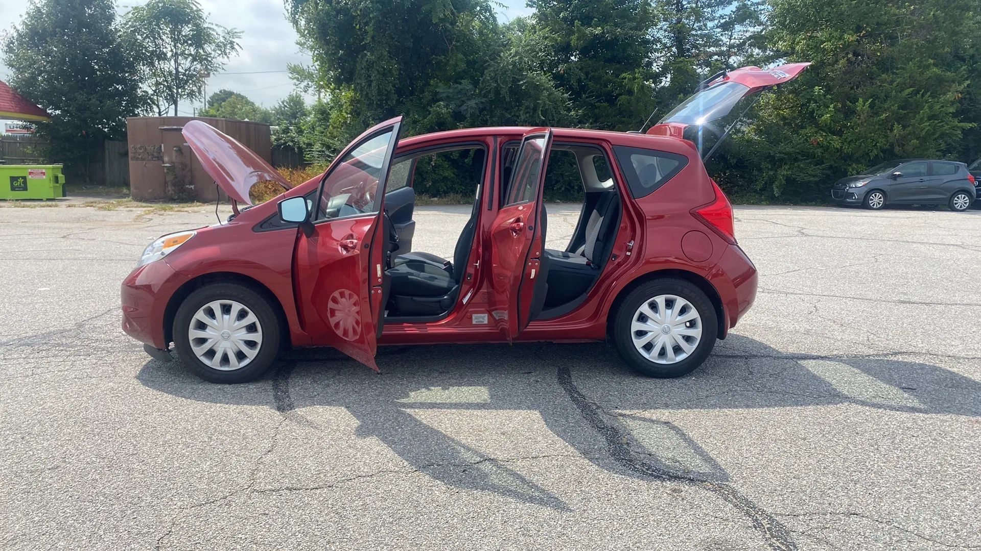 Used 2015 Nissan Versa Note SV w/ SV Convenience Package FWD image 6
