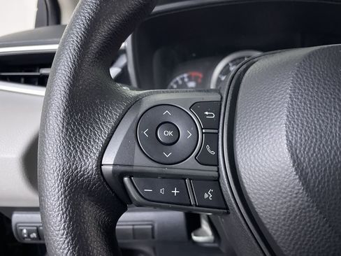 Used 2020 Toyota Corolla LE image 24