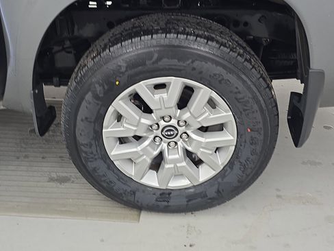 Certified 2023 Nissan Frontier SV w/ SV Premium Package image 31