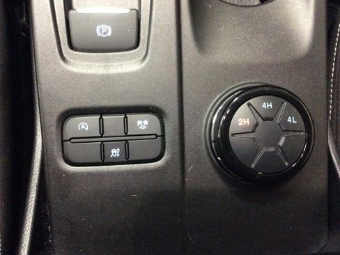 Used 2024 Ford Ranger XLT w/ Equipment Group 301A High image 31