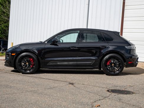 Used 2023 Porsche Macan GTS image 2