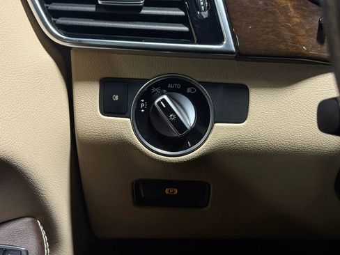 Used 2017 Mercedes-Benz GLE 350 GLE 350 4MATIC Sport Utility 4 image 30