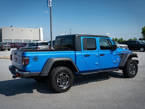 Used 2023 Jeep Gladiator Mojave AWD/4WD image 10