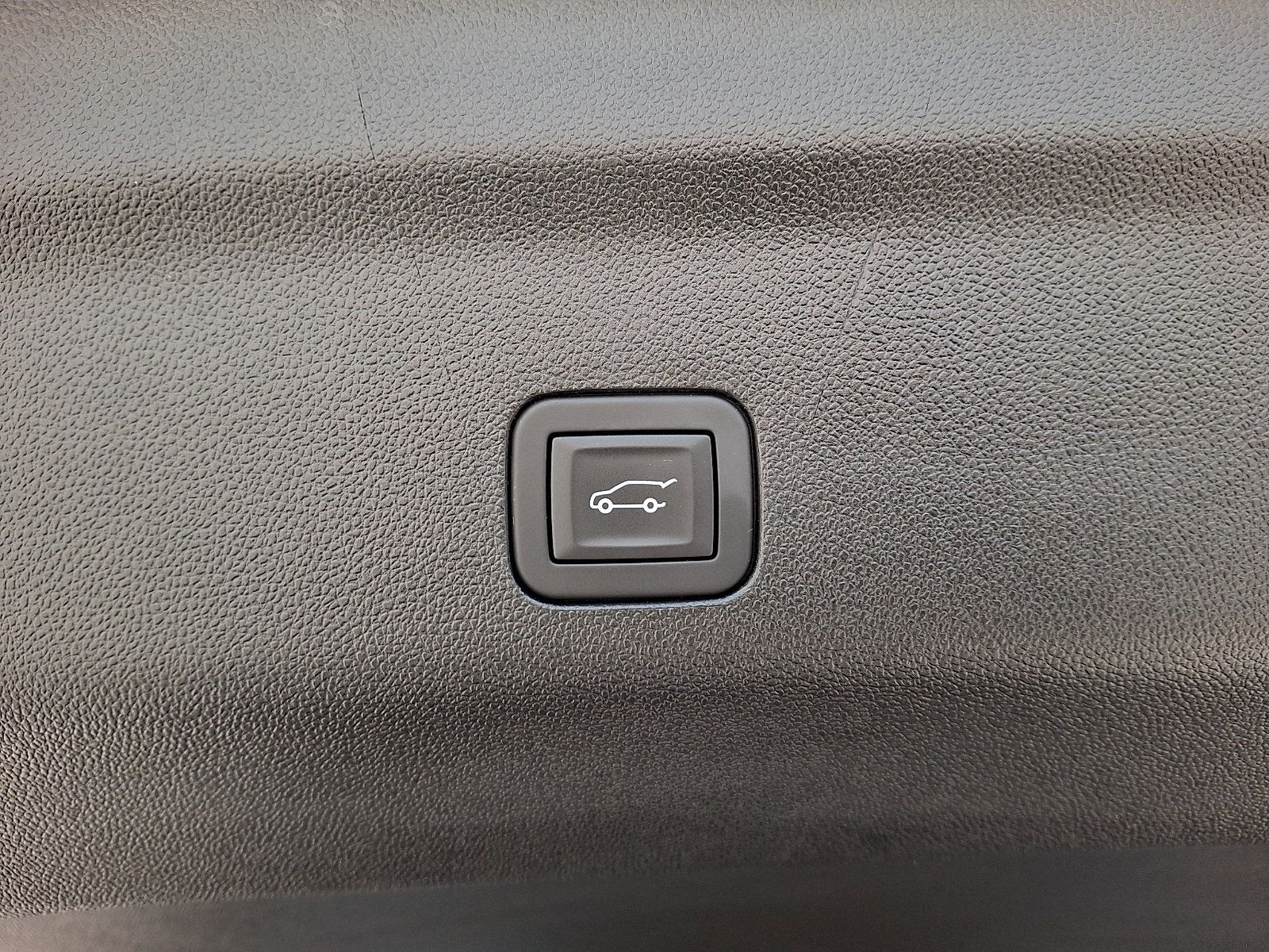 Used 2026 GMC Yukon Denali Ultimate AWD/4WD image 31