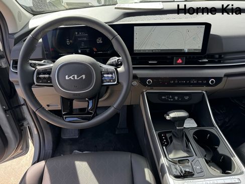 New 2026 Kia Carnival EX FWD image 13