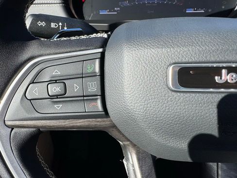 New 2026 Jeep Grand Cherokee Limited image 13