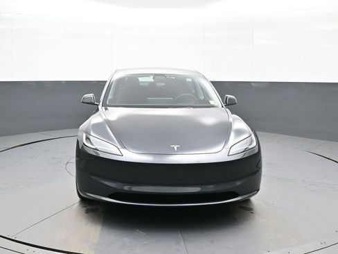 Used 2025 Tesla Model 3 Long Range image 2