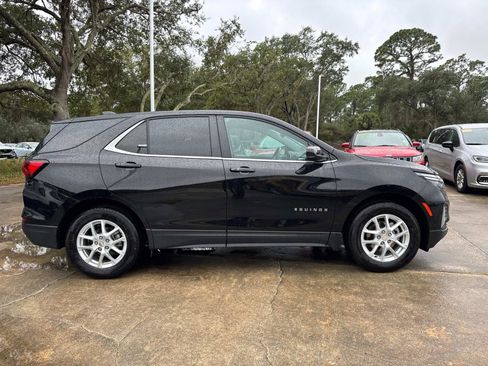 Used 2024 Chevrolet Equinox LT image 2
