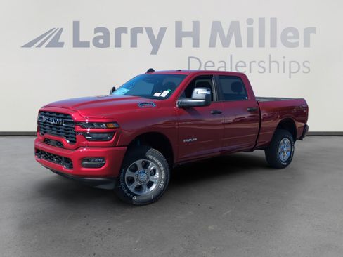 New 2026 RAM 2500 Big Horn AWD/4WD image 1