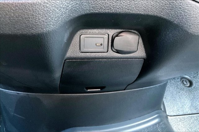 Used 2025 Mercedes-Benz Sprinter 2500 image 15