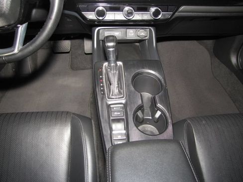 Certified 2024 Honda Civic EX-L image 16