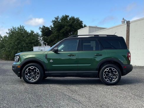 New 2025 Ford Bronco Sport Outer Banks image 3