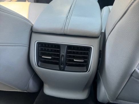 Used 2018 Acura TLX V6 FWD image 27