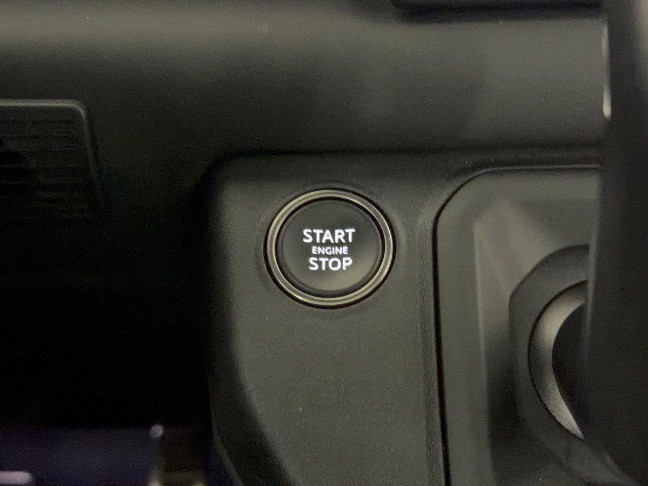 Used 2024 Land Rover Defender 110 X AWD/4WD image 20