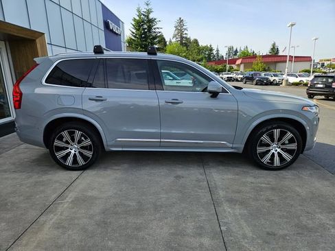 Used 2024 Volvo XC90 T8 Ultimate w/ Lounge Package AWD/4WD image 4