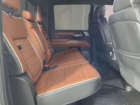 Used 2024 GMC Sierra 3500 Denali Ultimate image 23