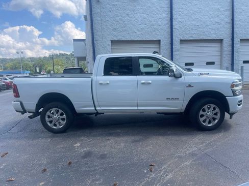 Used 2023 RAM 2500 Laramie AWD/4WD image 3