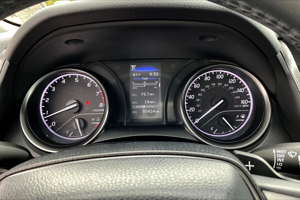 Used 2021 Toyota Camry SE FWD image 15