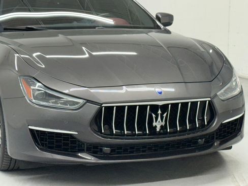 Used 2018 Maserati Ghibli S GranLusso image 9