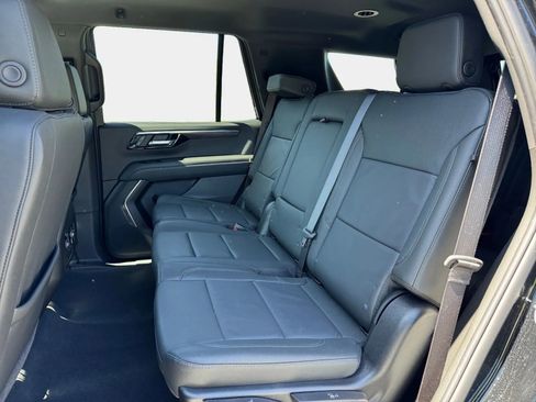Used 2026 Chevrolet Tahoe LT AWD/4WD image 11