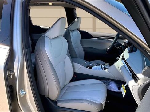 New 2026 INFINITI QX60 Luxe image 7