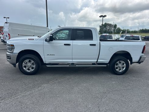 Certified 2026 RAM 2500 Big Horn AWD/4WD image 8
