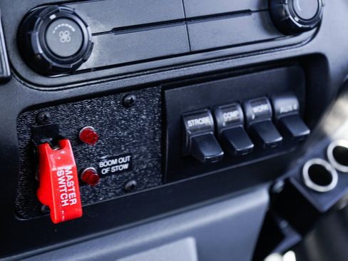 Used 2012 Ford F550 2WD Regular Cab Super Duty w/ PWR Equipment Group image 31