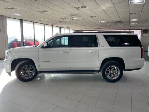 Used 2016 GMC Yukon XL SLE w/ Convenience Package image 4