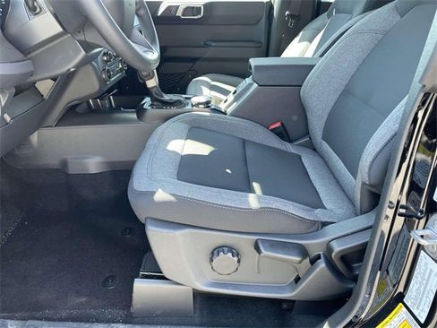 New 2025 Ford Bronco 4-Door image 18