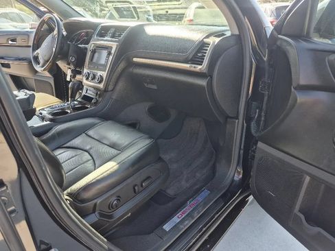 Used 2013 GMC Acadia Denali FWD image 16