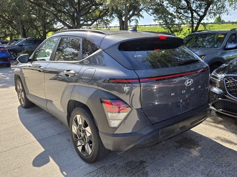 Used 2024 Hyundai Kona SEL FWD image 6