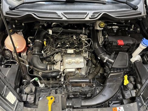 Used 2021 Ford EcoSport S image 30