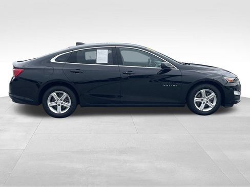 Used 2023 Chevrolet Malibu LS FWD image 2